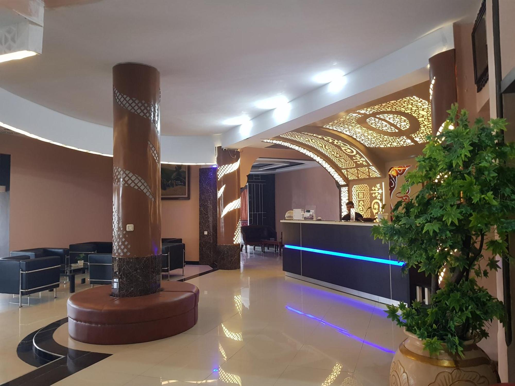 Capital O 93263 Linge Land Hotel Takengon Εξωτερικό φωτογραφία
