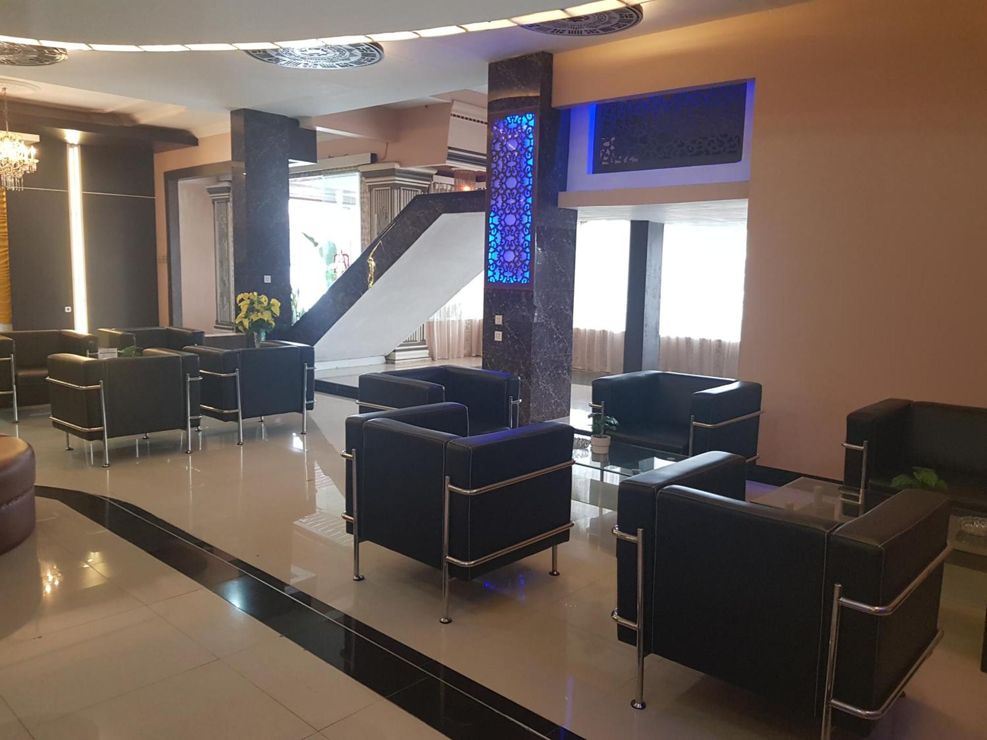Capital O 93263 Linge Land Hotel Takengon Εξωτερικό φωτογραφία