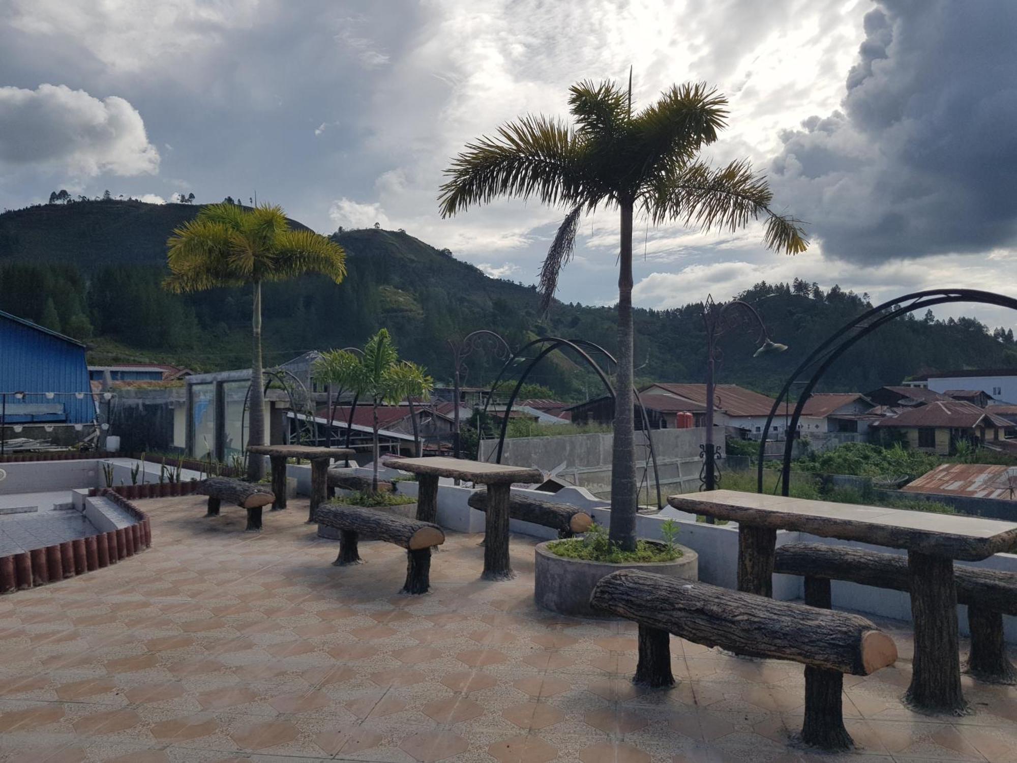 Capital O 93263 Linge Land Hotel Takengon Εξωτερικό φωτογραφία
